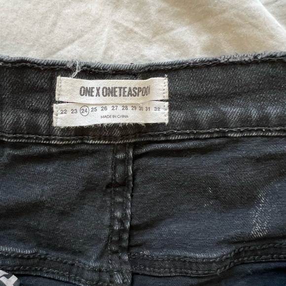 One Teaspoon Black Distressed High Waist Harlets Denim Shorts - Picture 4 of 8